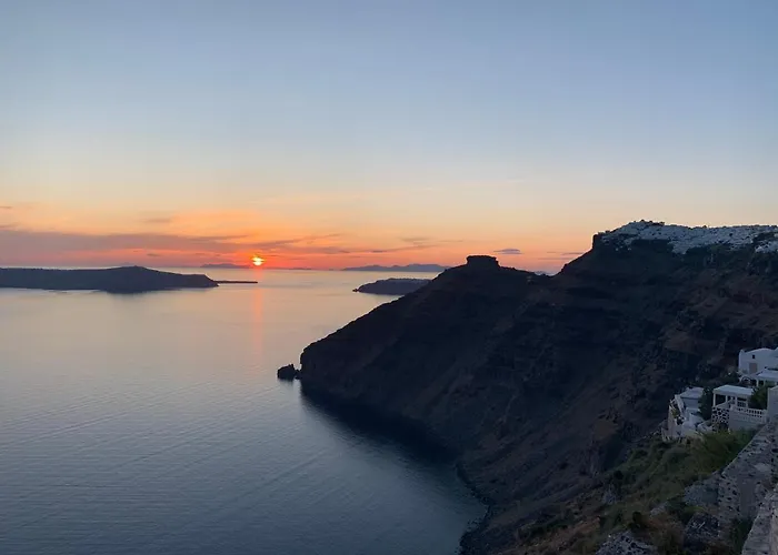Lägenhetshotell & Me Fira (Santorini)