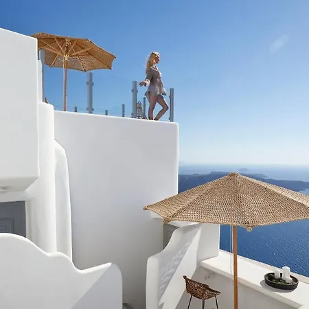 Aparthotel & Me Fira (Santorini)