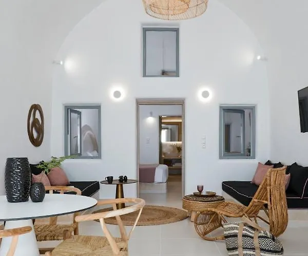 公寓式酒店 & Me